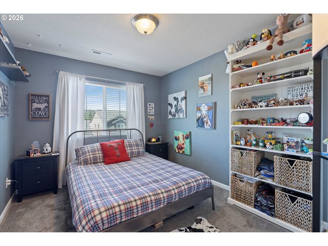 12386 Se YOSEMITE St, Damascus, OR 97089