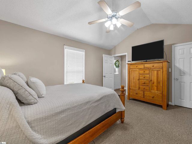 315 Double Bridge Road, Boiling Springs, SC 29316