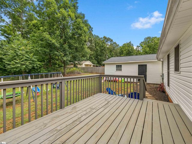 315 Double Bridge Road, Boiling Springs, SC 29316