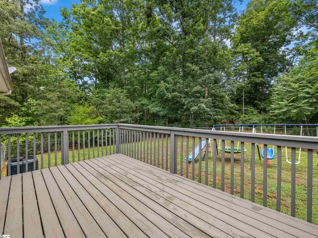 315 Double Bridge Road, Boiling Springs, SC 29316