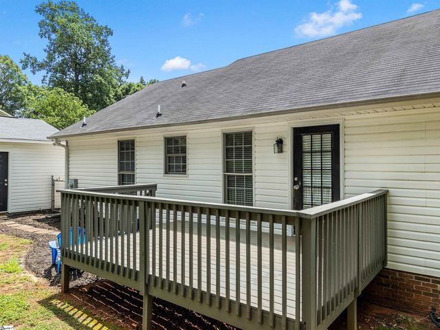 315 Double Bridge Road, Boiling Springs, SC 29316