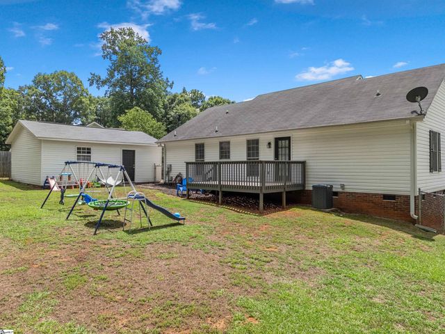 315 Double Bridge Road, Boiling Springs, SC 29316
