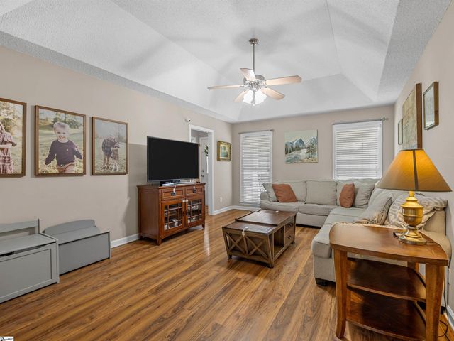 315 Double Bridge Road, Boiling Springs, SC 29316