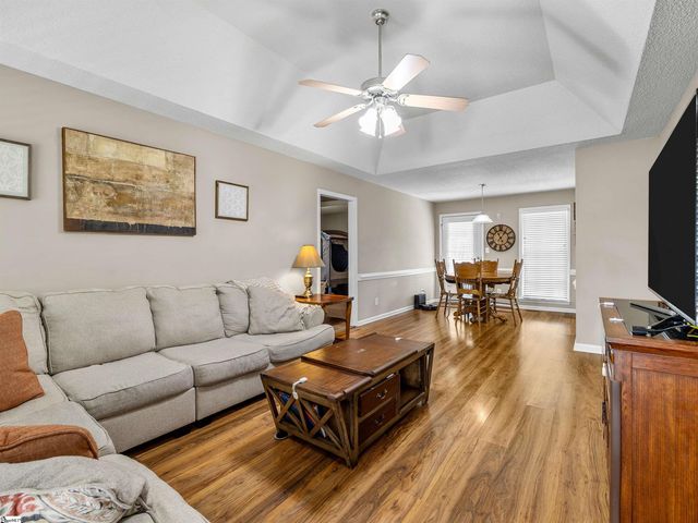 315 Double Bridge Road, Boiling Springs, SC 29316