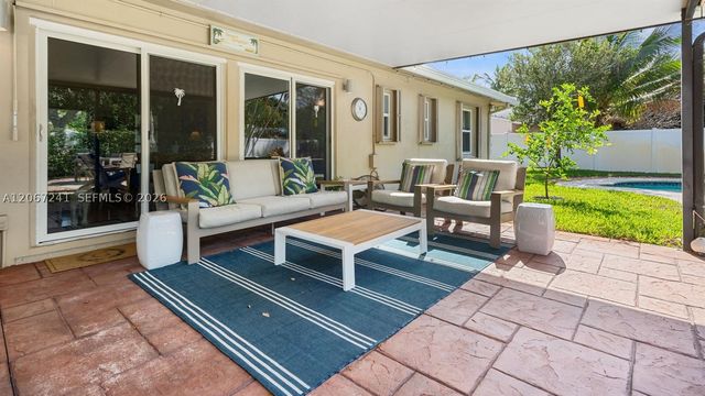 2549 NE 27th Ave, Fort Lauderdale, FL 33305