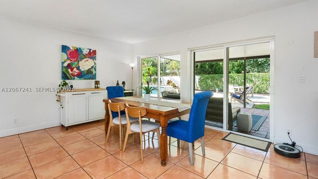 2549 NE 27th Ave, Fort Lauderdale, FL 33305