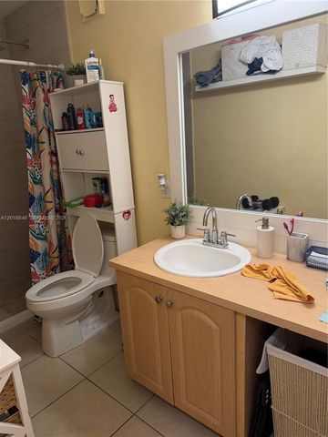 13781 SW 66th St 231B, Miami, FL 33183