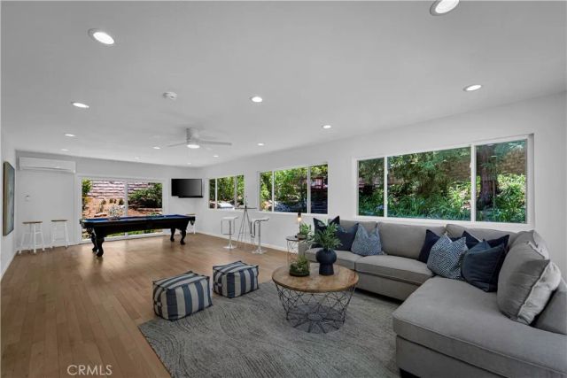 6 N Peregrine Circle, Oak Park, CA 91377