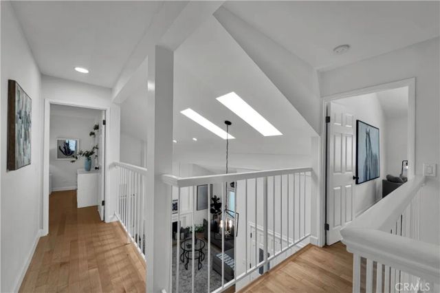 6 N Peregrine Circle, Oak Park, CA 91377