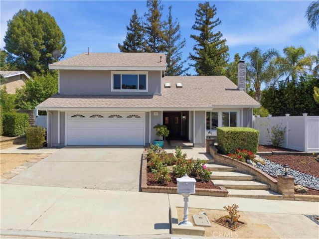 6 N Peregrine Circle, Oak Park, CA 91377