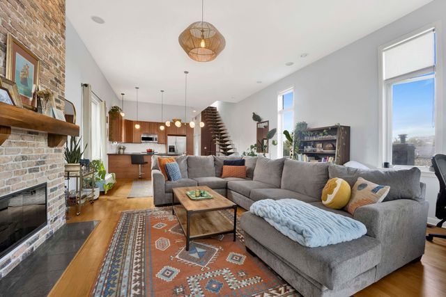 1416 N Campbell Avenue 3, Chicago, IL 60622