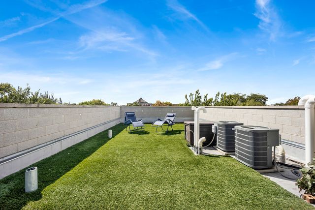 1416 N Campbell Avenue 3, Chicago, IL 60622