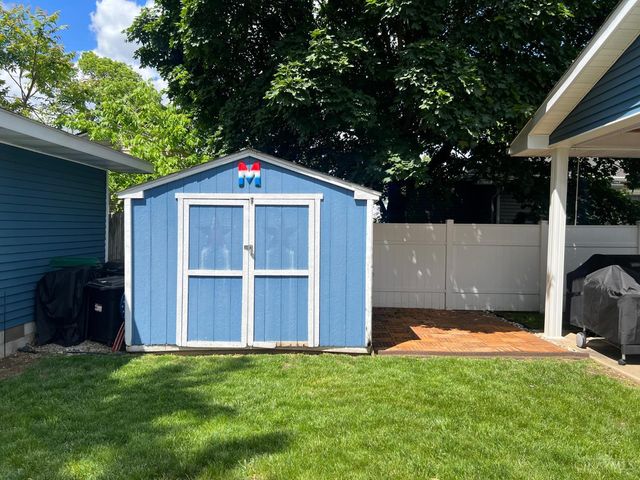 2116 Yankee Road, Middletown, OH 45044