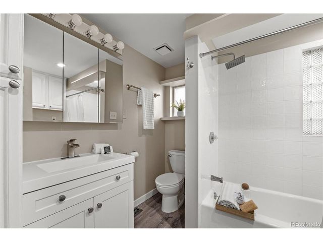 3024 S Sherman St, Englewood, CO 80113