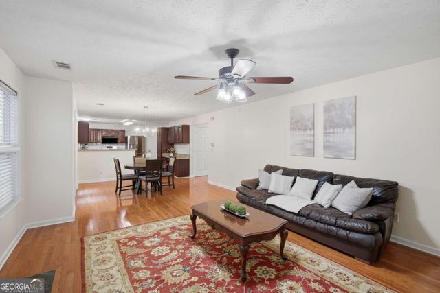 3385 Northcliff Drive, Suwanee, GA 30024