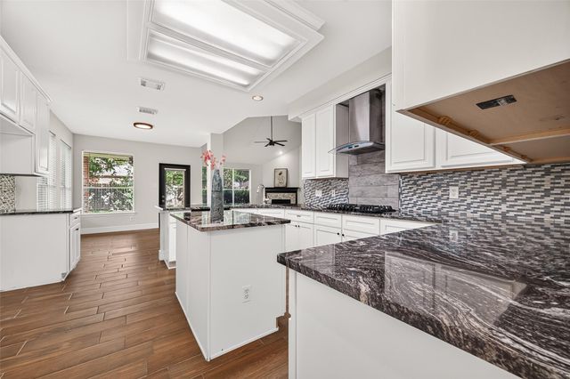 11322 Hillside Glen Trail, Houston, TX 77065