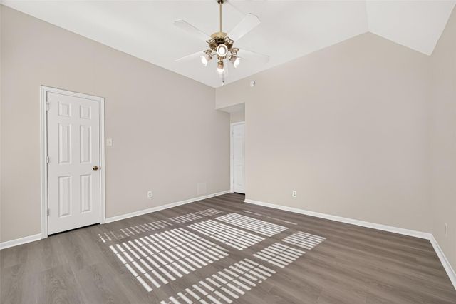 11322 Hillside Glen Trail, Houston, TX 77065