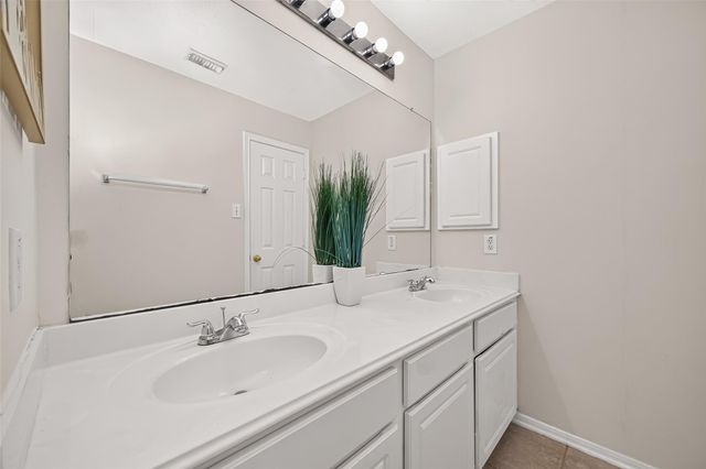 11322 Hillside Glen Trail, Houston, TX 77065
