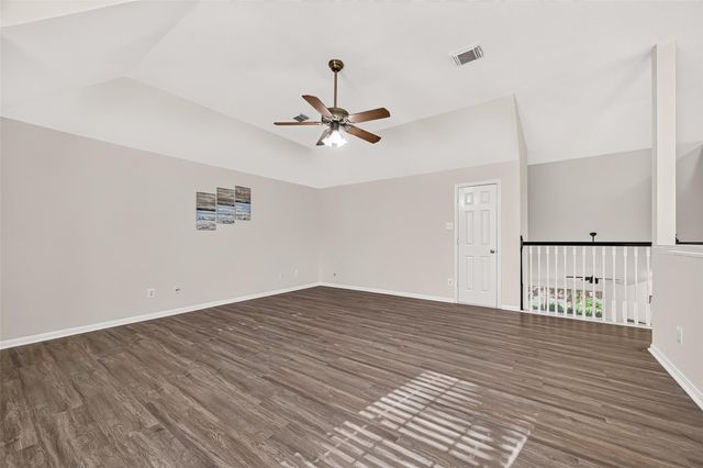 11322 Hillside Glen Trail, Houston, TX 77065