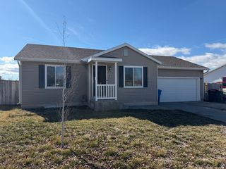 122 WAPITI LOOP, Hyrum, UT 84319