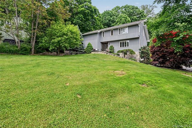 26 Mandy Lane, Mahopac, NY 10541