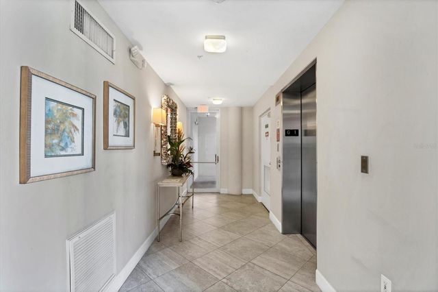 242 HIDDEN BAY DRIVE 302, Osprey, FL 34229