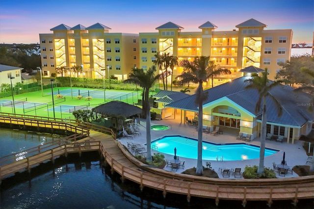 242 HIDDEN BAY DRIVE 302, Osprey, FL 34229