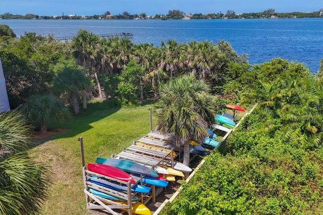 242 HIDDEN BAY DRIVE 302, Osprey, FL 34229