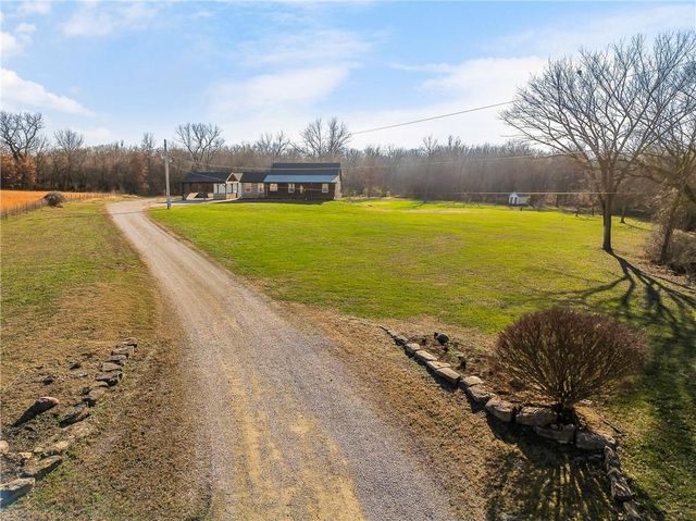 34509 E 323rd Street, Garden City, MO 64747