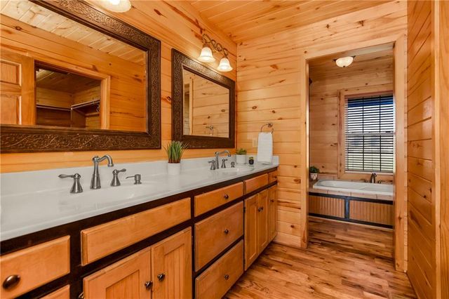 34509 E 323rd Street, Garden City, MO 64747