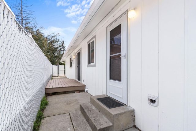 3142 E 31st Ave, Spokane, WA 99223