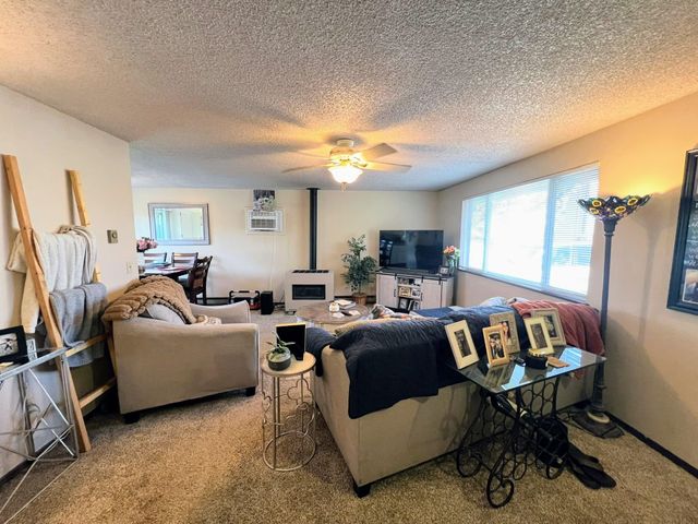 3142 E 31st Ave, Spokane, WA 99223