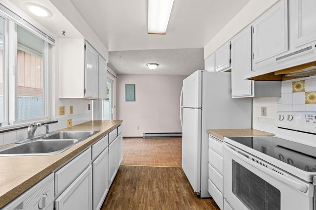 3142 E 31st Ave, Spokane, WA 99223