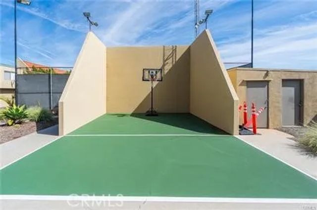 1120 Palo Verde Avenue, Long Beach, CA 90815