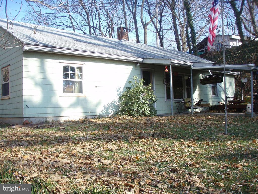 831-A N 8TH AVE, Lebanon, PA 17046