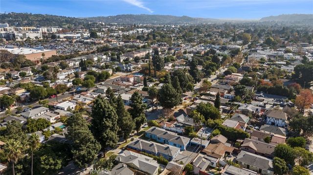 4140 Edenhurst Avenue, Los Angeles, CA 90039