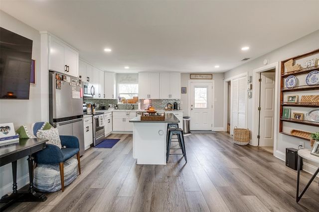 3212 San Marcus Avenue, Dallas, TX 75228