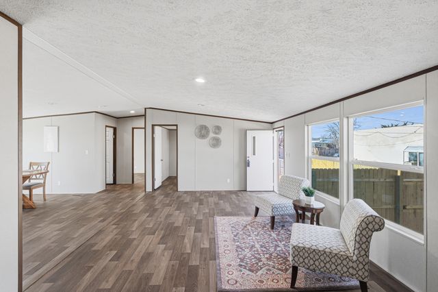 400 Perizite Street, Belen, NM 87002