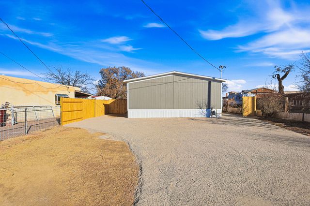 400 Perizite Street, Belen, NM 87002