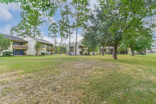 15919 Golf Club Drive 215, Crosby, TX 77532