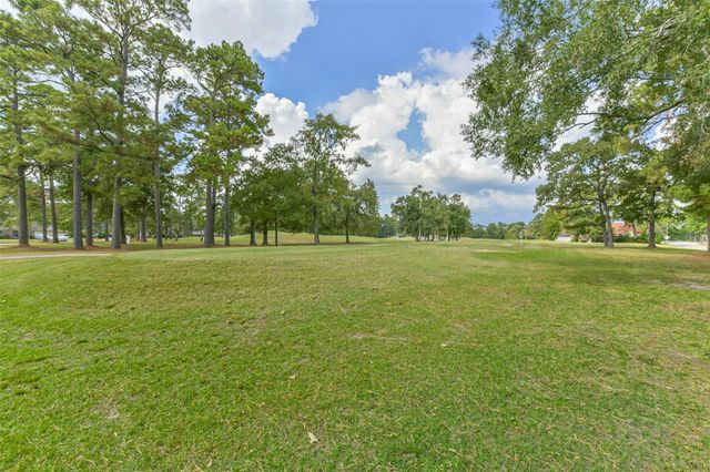 15919 Golf Club Drive 215, Crosby, TX 77532