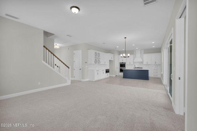 12156 MARIPOSA Avenue, Jacksonville, FL 32256