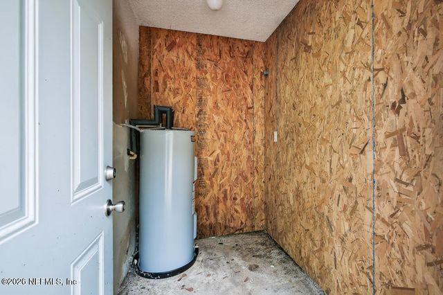 2080 TUSKEGEE Road, Jacksonville, FL 32209