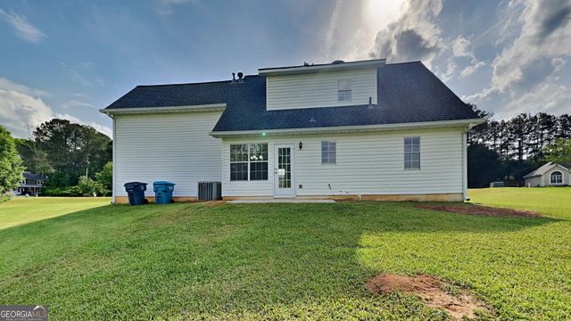 64 Dogwood Ridge, Hampton, GA 30228