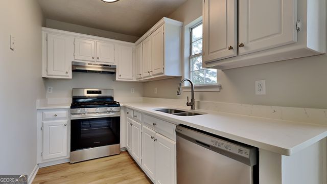 64 Dogwood Ridge, Hampton, GA 30228