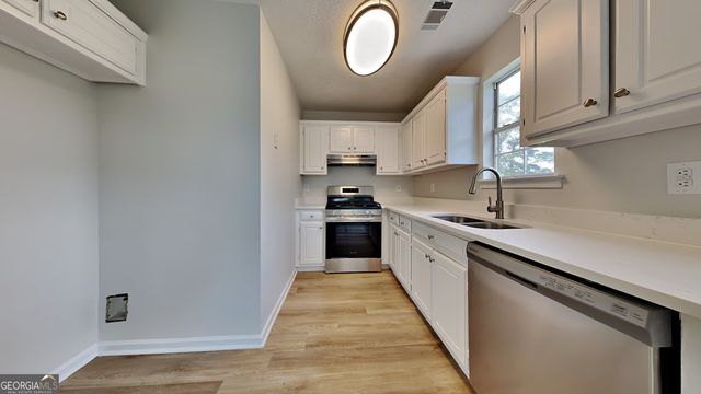 64 Dogwood Ridge, Hampton, GA 30228