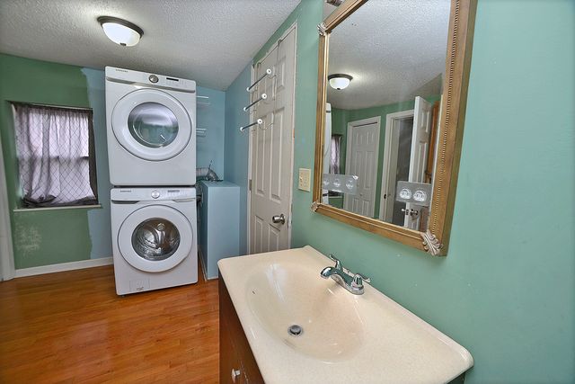 713 E Superior Street, Ottawa, IL 61350