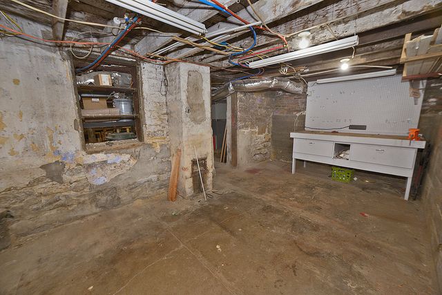 713 E Superior Street, Ottawa, IL 61350