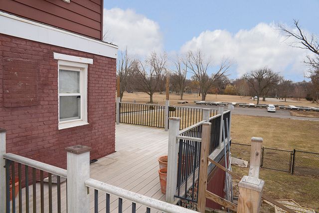 713 E Superior Street, Ottawa, IL 61350