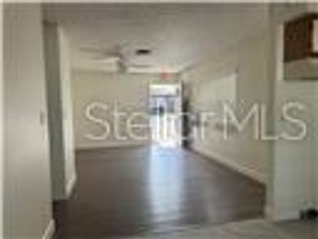 1017 E 1ST AVENUE, Mount Dora, FL 32757